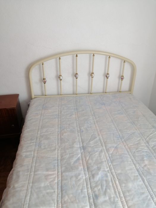 Cama de Casal Vintage