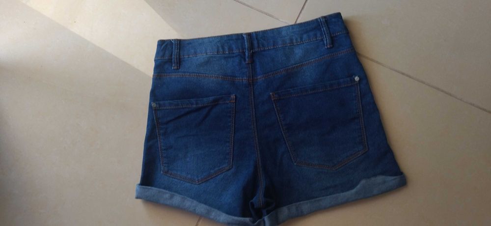 2 Calções de Ganga Lefties e  da Pull & Bear 34