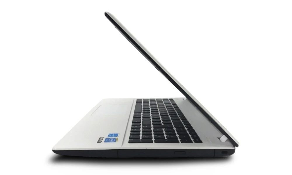 Portátil ASUS F551M Intel Celeron N2830 (4GB RAM / 224GB SSD)