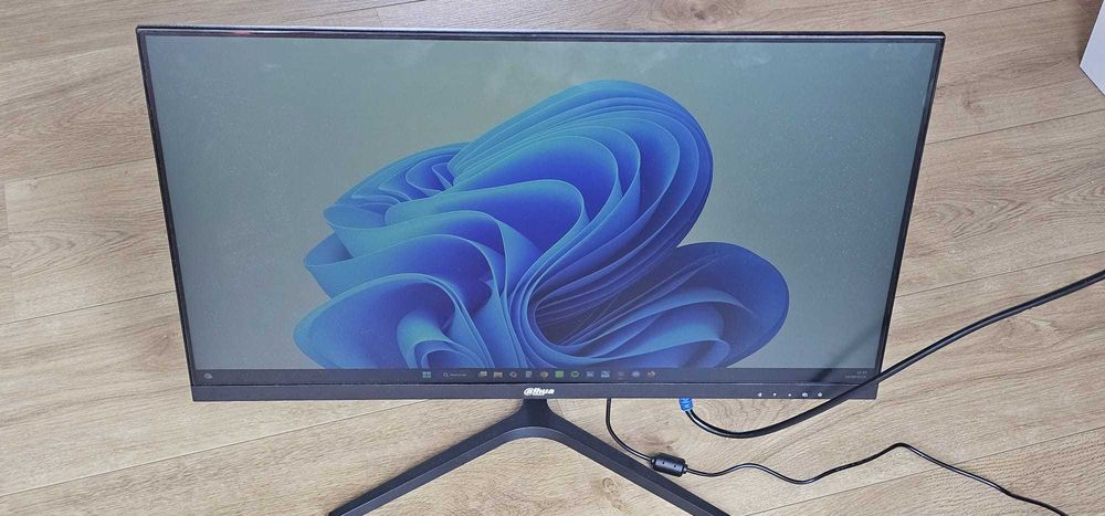 Monitor Dahua 24" Full HD 75Hz — HDMI + VGA, com colunas