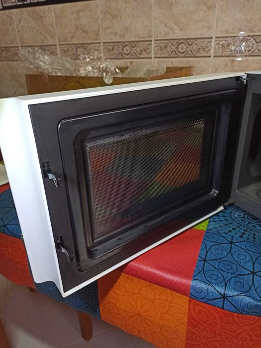 Microondas LG Smart NeoChef