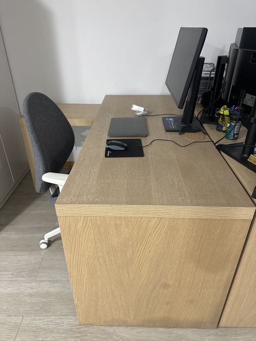 Mesa para escritorio + cadeira