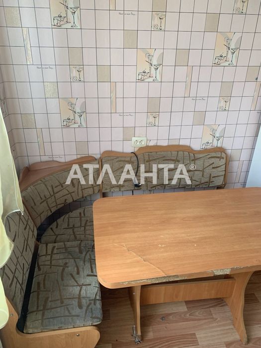 Однокімнатна квартира поруч з Обллікарнею