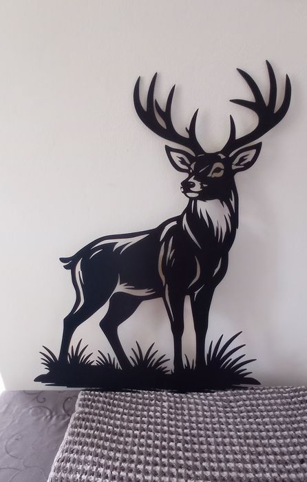 Ozdoba ścienna "Jeleń na Trawie" ( Termin płatnosci 50 dni )