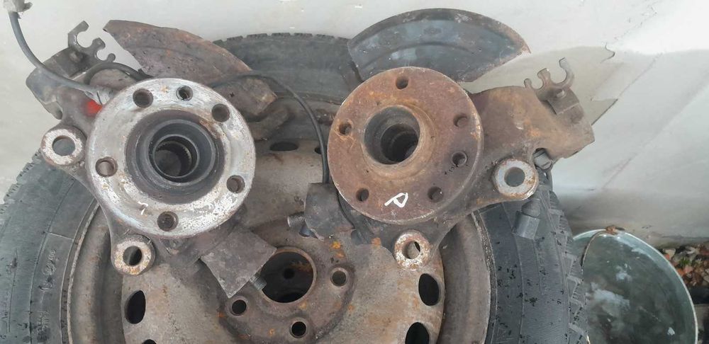 Zwrotnica piasta prawa lewa 2.8 VR6 AYL 204 KM Vw Sharan Lift FL