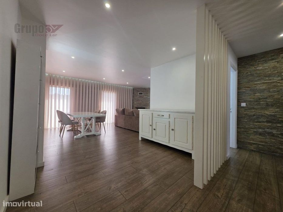 Excelente Apartamento Moderno Totalmente Mobilado com Garagem Box e...