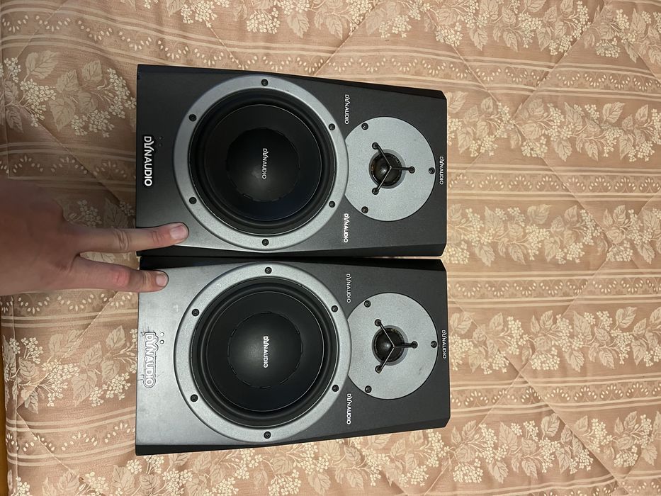 Monitores Dynaudio BM5A