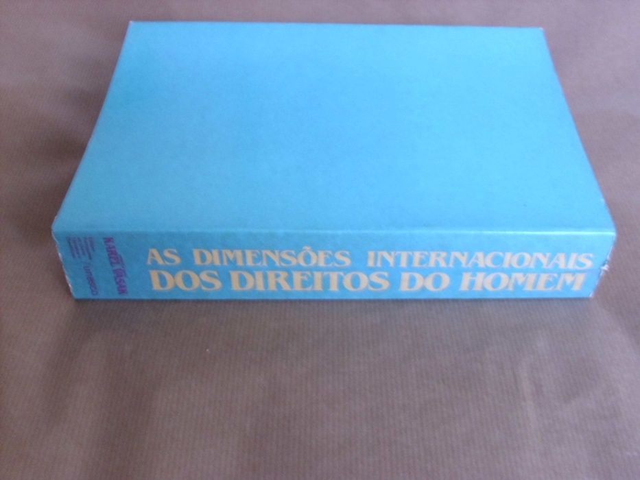 As Dimensões Internacionais dos Direitos do Homem de Karel Vasak