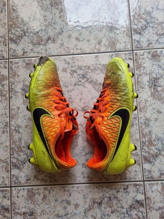Chuteira Nike Magista 42