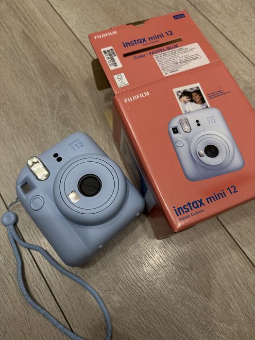 Fujifilm INSTAX Mini 12
