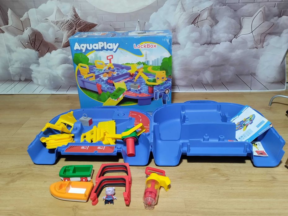 AquaPlay Tor wodny Port Zestaw Dźwig Łódka Port Basen z walizką