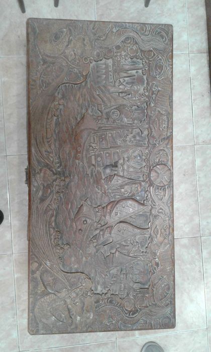 Bau Chinês entalhado mão