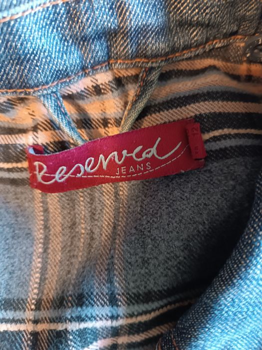 Kurtka jeansowa ciemnoniebieska marki Reserved rozmiar M
