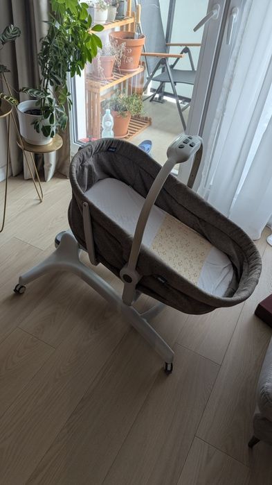 Chicco Hug baby 4w1