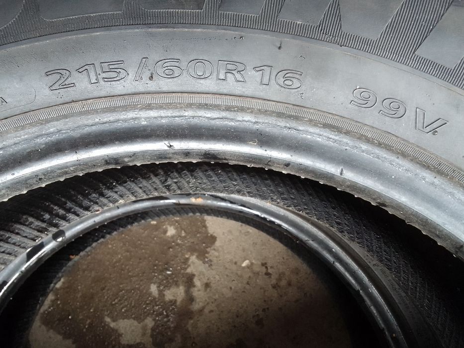 Cena za 2 Opony wielosezonowe 215/60r16 DELINTE