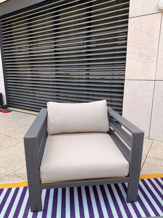 Moving Sale - Well-made outdoor furniture from El Corte Ingles.