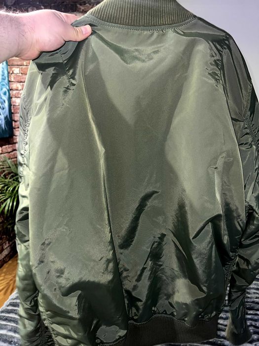 Kurtka bomber Alpha Industries MA-1 oliwkowa L–XL