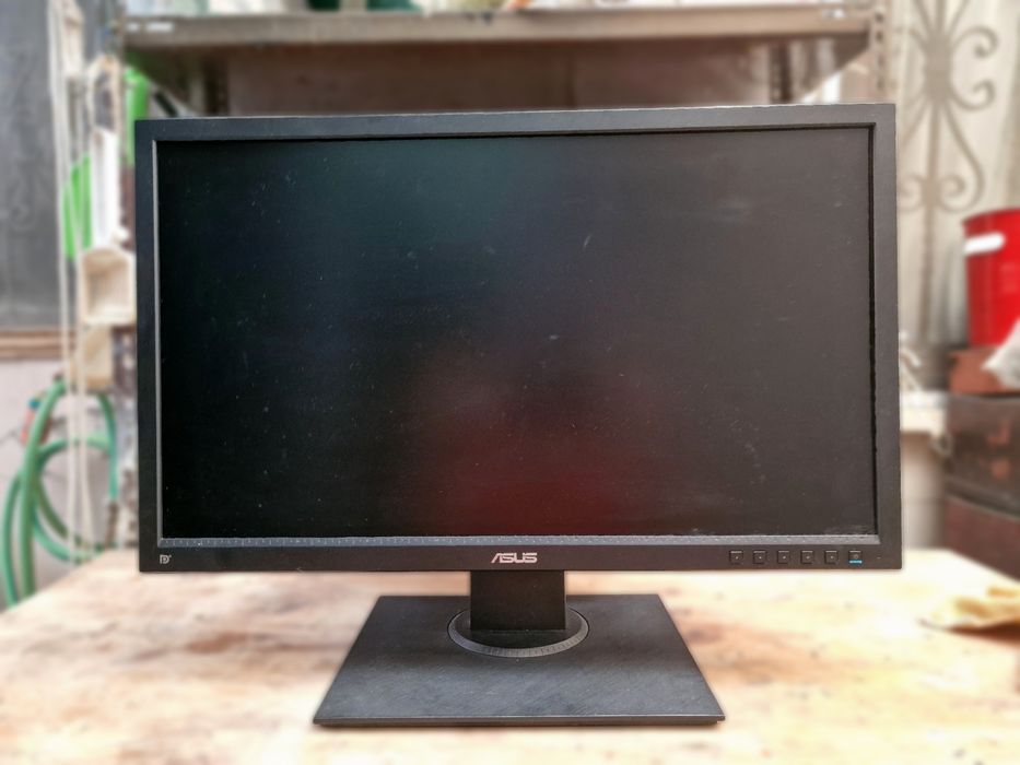 Mini PC Fanless + Mon. Asus IPS 23