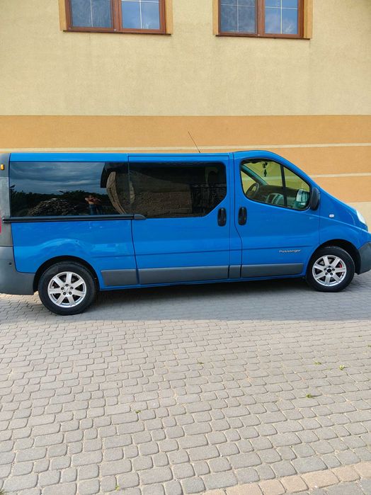 Renault Trafic long benzyna gaz