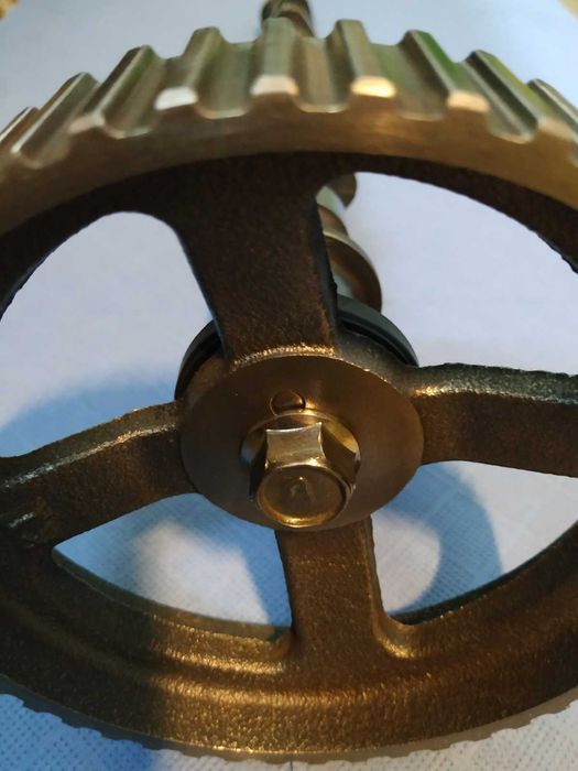 Árvore de cames Mitsubishi Pagero 2.5 Turbo