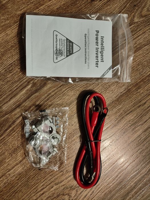 Інвертор 1600W (4000W пікова) 12V-220V Чиста Синусоїда 60 Гц