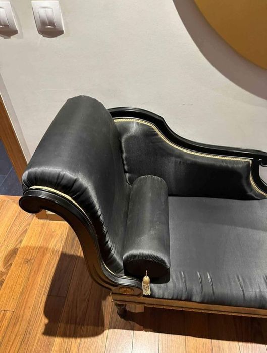 Chaise Longue em cetim preto