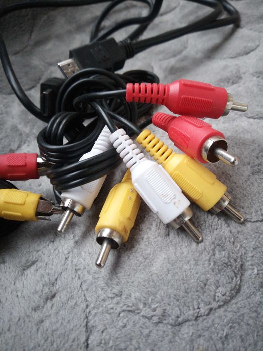 Продам комплект шнурів