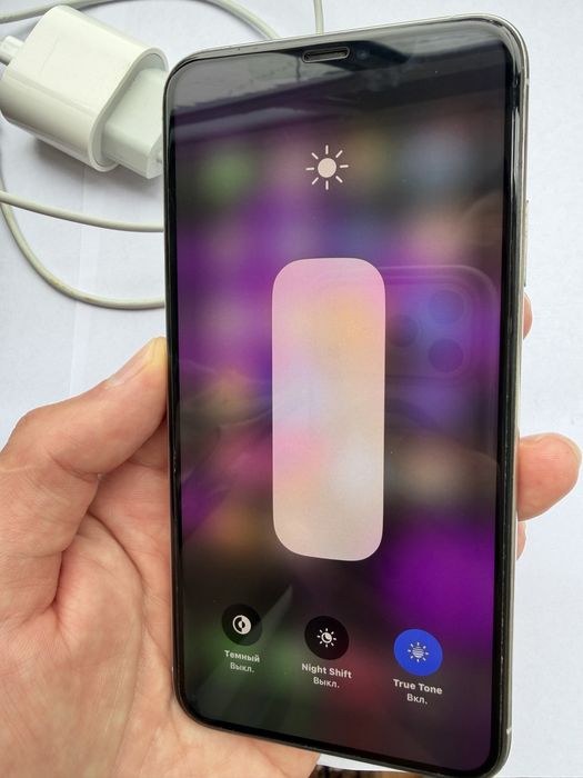 Продам Iphone 11 pro max в идеале! Чехлы в подарок
