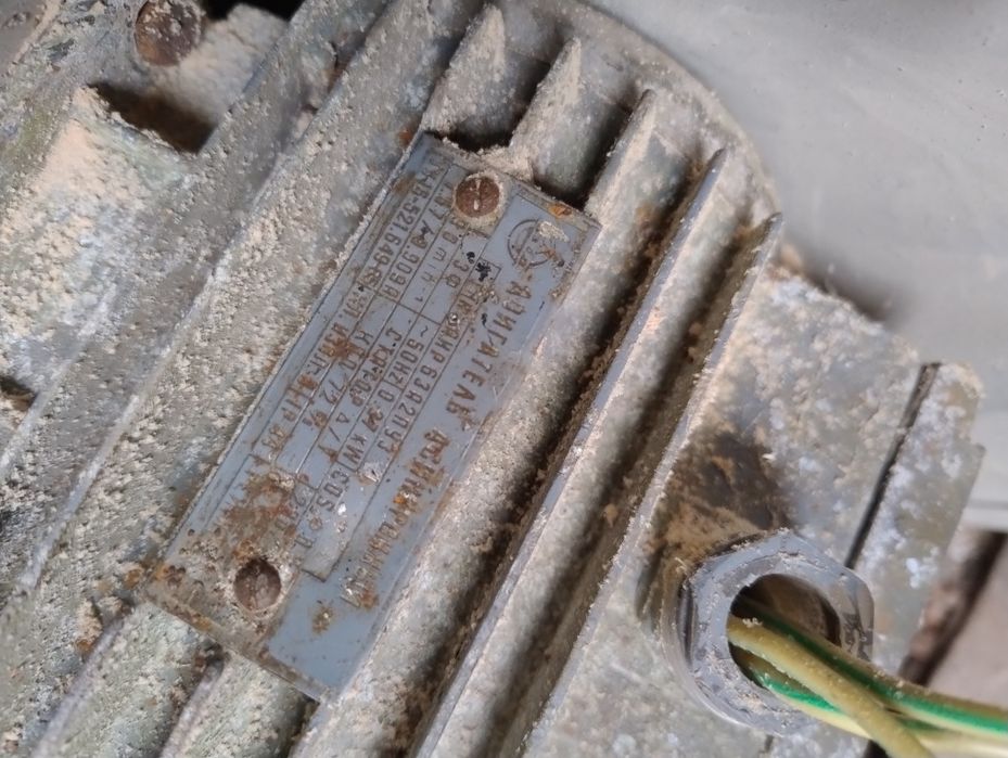 Електро двигуни 380,220 в