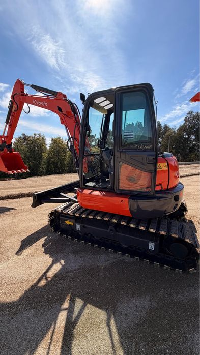 Mini giratoria / Escavadora Kubota KX 155-5 como nova