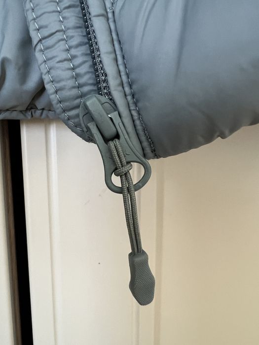 Piękna nowa lekka kurtka 4F rozmiar S