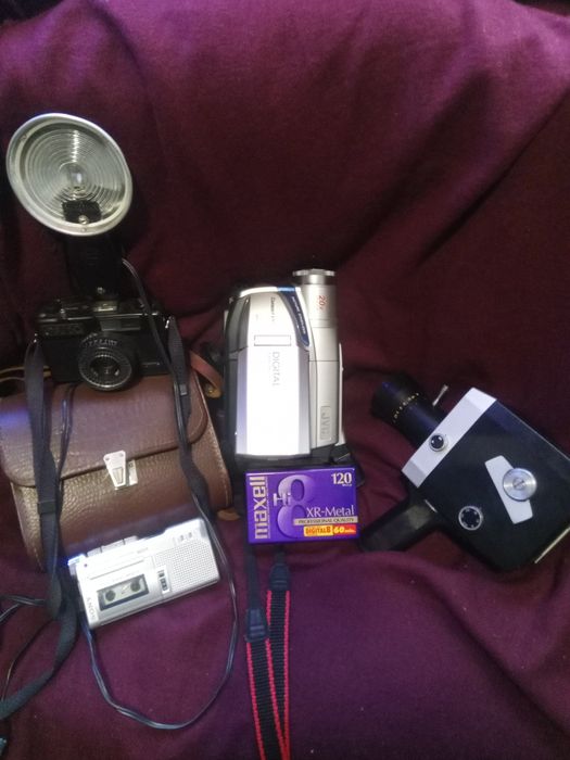 Фотоаппарат "Олимпус","Самсунг"