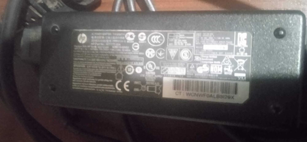 AC power adapter HP PPP012A-S 100-240V 19,5V 4,62A 90W