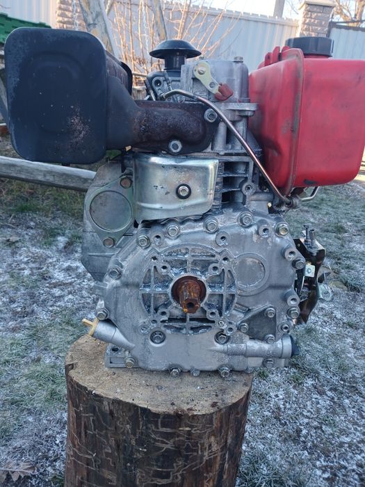Продам двигун до мотоблока