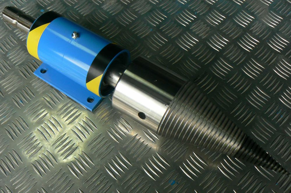 Łuparka świdrowa do drewna, Świder do drewna, świder 100 ,Wałek WOM