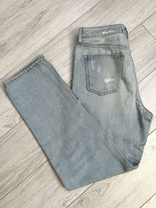Miss Selfridge jasne dżinsy w stylu boyfriend W26L32