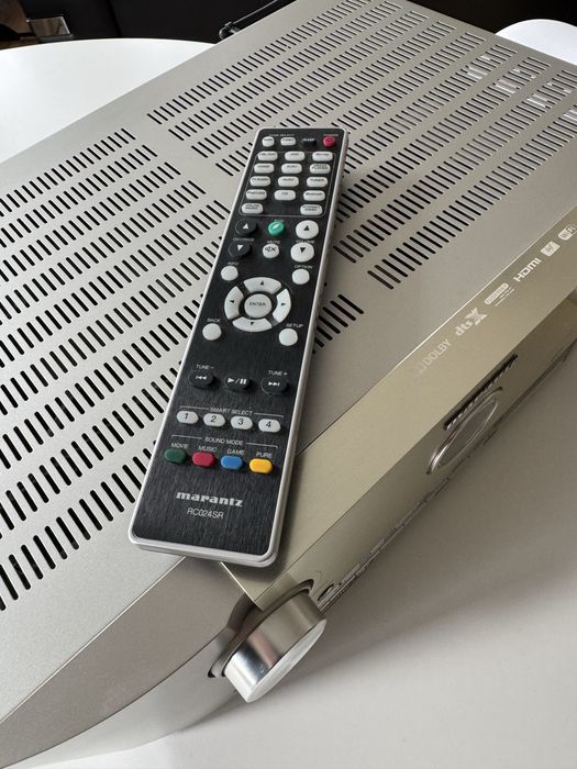 Marantz SR 5010 top stan