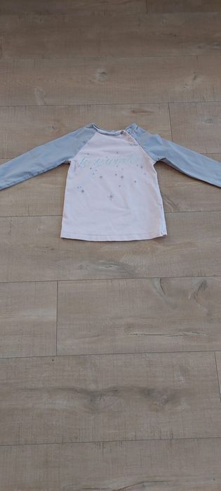 Zestaw ubranek dla dziewczynki w rozmiarze 92/98 - stan bardzo dobry