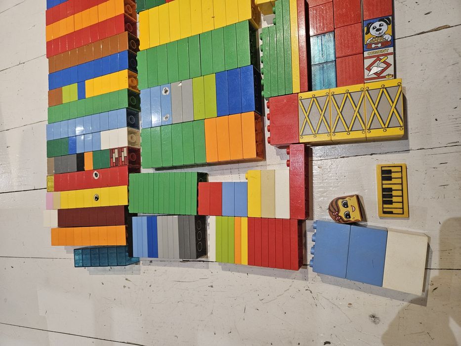 Mega zestaw Lego Duplo 550 elementów.