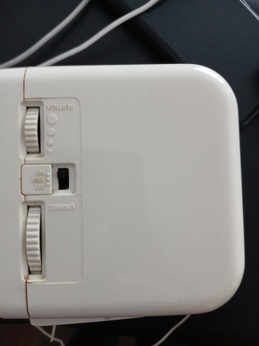 Rádio, relógio e despertador