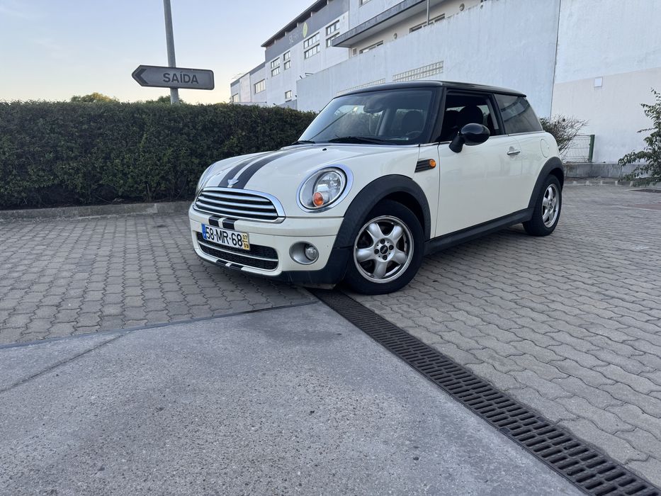 Mini cooper em bom estado geral