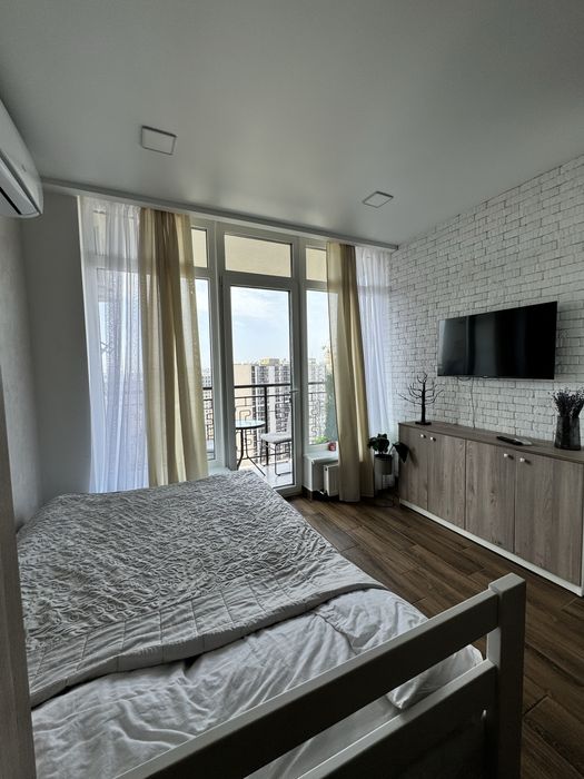 Аркадия посуточно с балконом , генератор