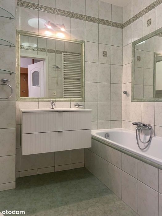 Atrakcyjna kawalerka 37m2 -os Kochanowskiego +miejsce garażowe
