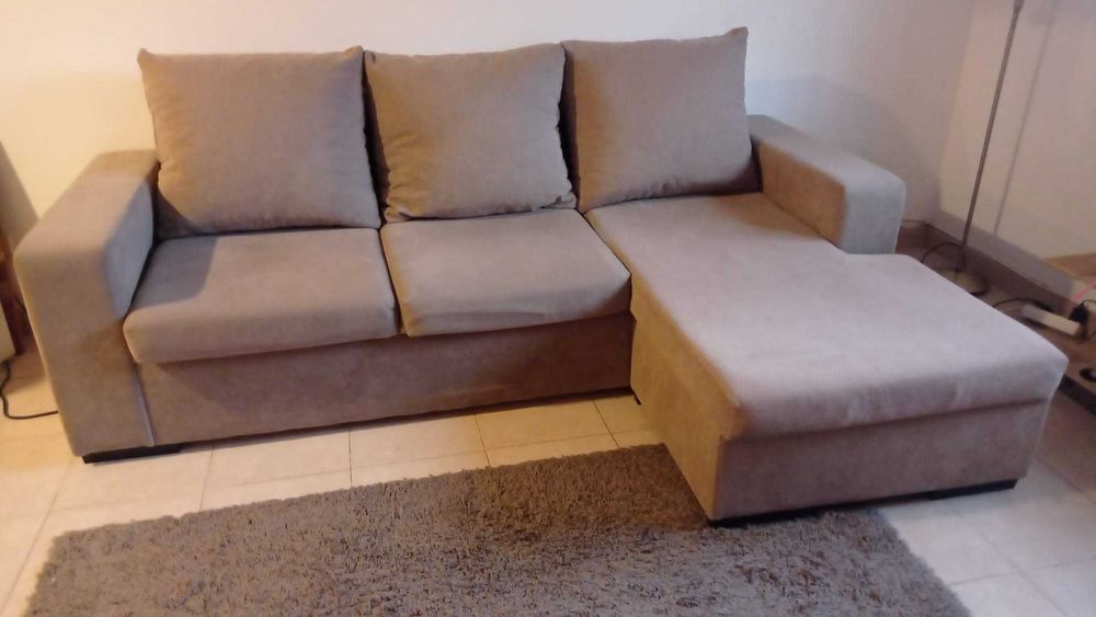 Sofá 3 lugares com chaise long