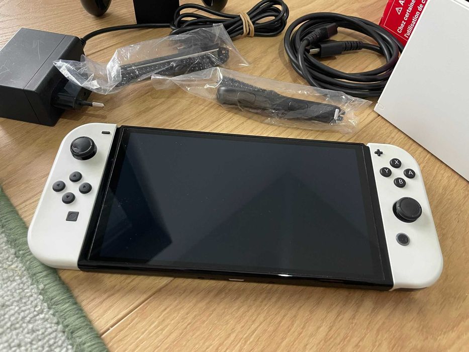 Konsola NINTENDO Switch Oled Biała