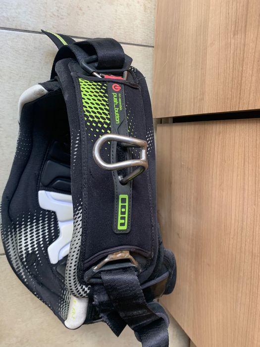 Trapez ION apex x-spine wysoki M 82-92 cm ładny stan z hakiem