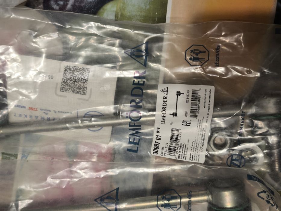 Стойки стабилизатора T5 t6  лемфердер 3096701