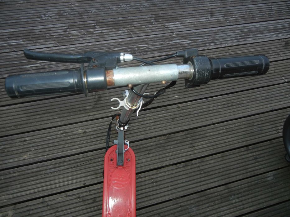 hulajnoga elektryczna starsza po remoncie 24V 90W nowe aku