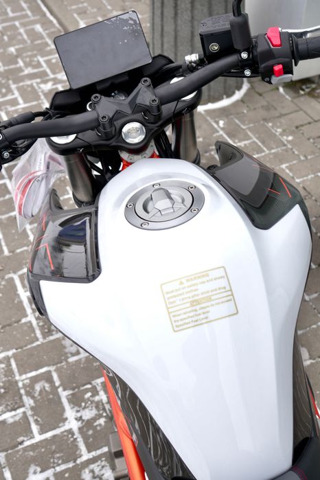Мотоцикл QJMOTOR SRK 400