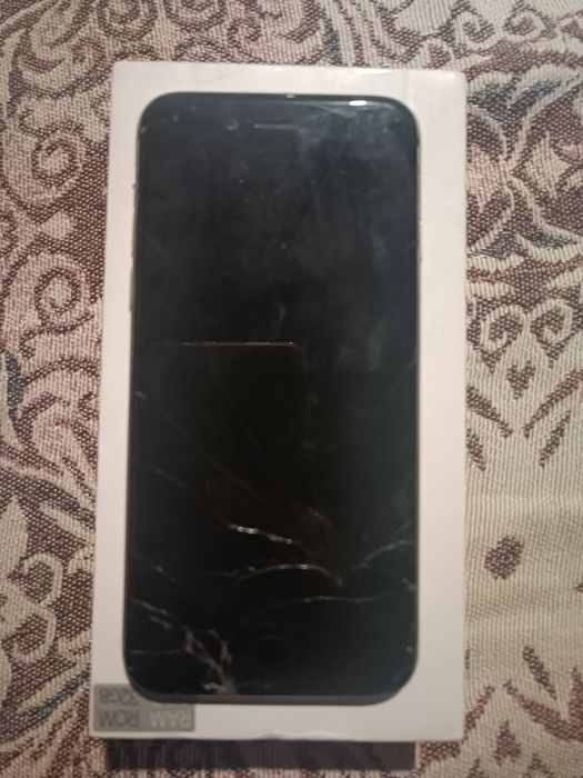 Айфон на запчасти